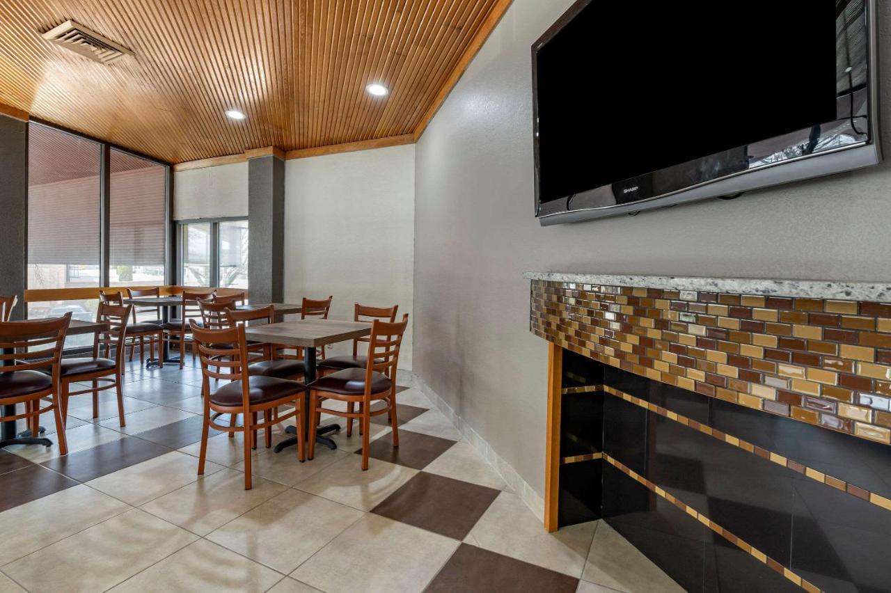 Suburban Studios Lafayette Exteriér fotografie